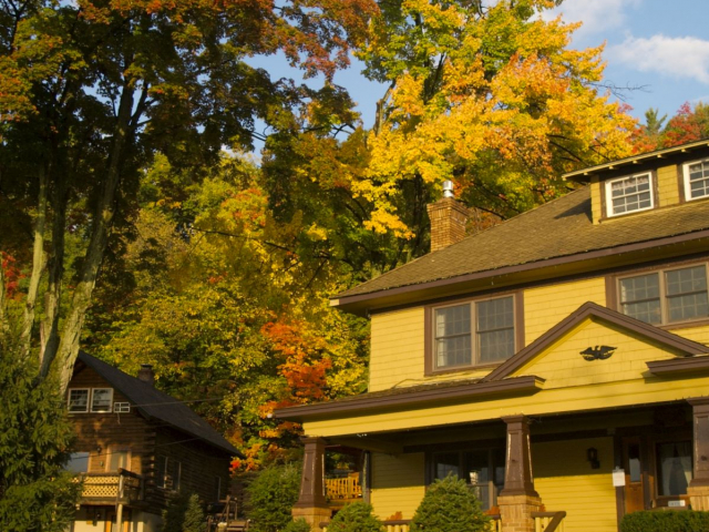 Colorful fall with the Country Inn and Lord Howe